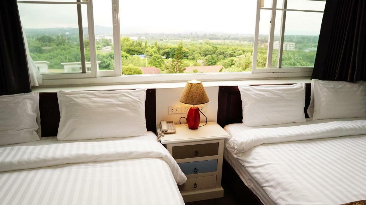 Phuranya Resort Pakchong Ngoại thất bức ảnh